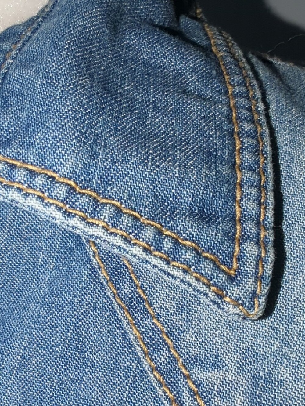 H&M Light Blue Denim Top - Picture 6 of 9